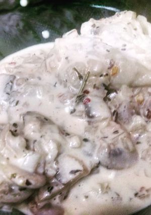 A picture of Mushroom Ravioli.