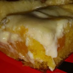 A picture of Easy Peaches and Cream cake.