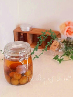A picture of My Family's Umeshu Recipe with a Secret Step.