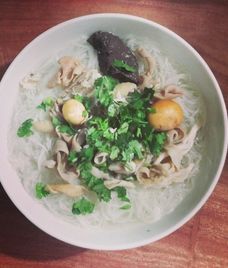 miến gà trứng non