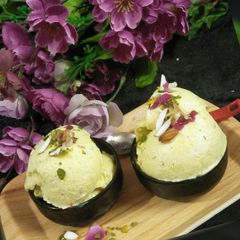 A picture of Sohan papdi Ice-cream.
