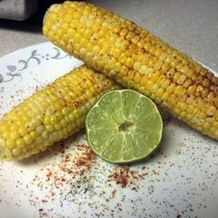 A picture of yummy sweet corn.