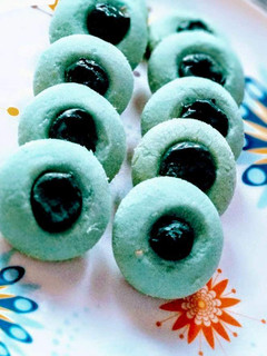A picture of Thumb print cookies.