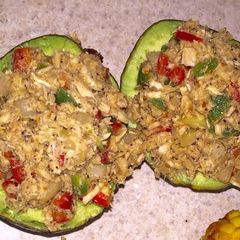 A picture of DELICIOUS & Easy Tuna Stuffed Avocado! AKA Tuna Avocado tapas.