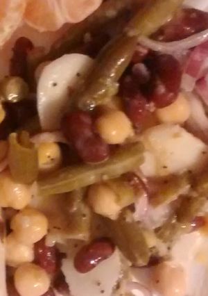 A picture of Crunchy 3 Bean Salad.