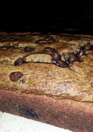 A picture of Banana chocolate bread.