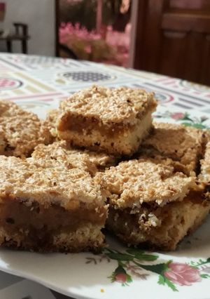 Una foto de Torta de dulce de leche y coco