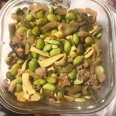 Pan fry ground pork with Bean curd sheet, edamame and preserved mustard stem A picture of Pan fry ground pork with Bean curd sheet, edamame and preserved mustard stem.