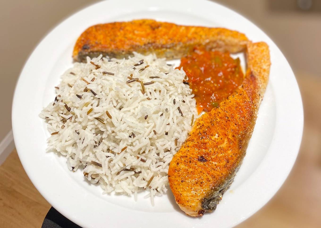 Pan grilled salmon