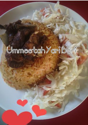 A picture of Jollof rice.
