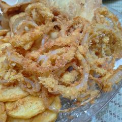 A picture of Onion rings.