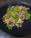 ผัดดอกขจร,ไข่,หมูสับ,เส้นบุกนุ่ม - คีโต