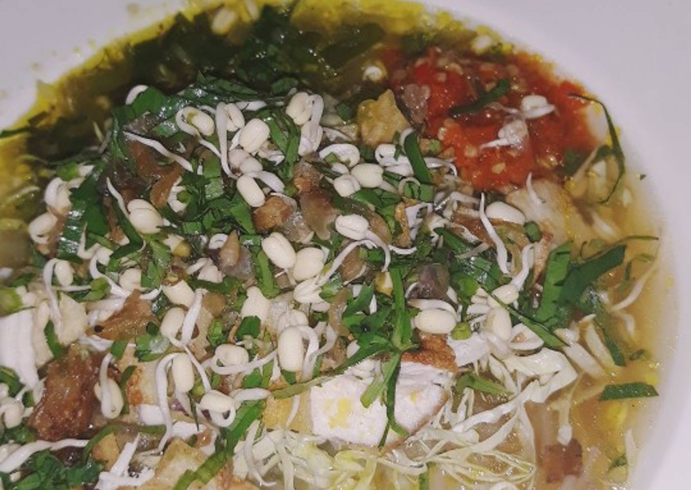 Soto Ayam "Dapur Dyah"