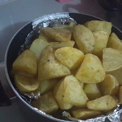 A picture of Roasted potatoes.