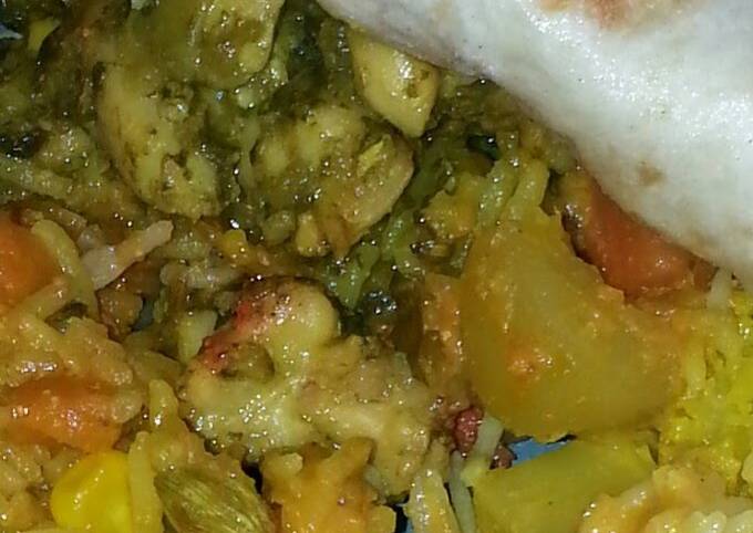 Stewed curry green tomatoes