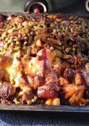 A picture of Amazing mac n cheese casserole. 🙂.