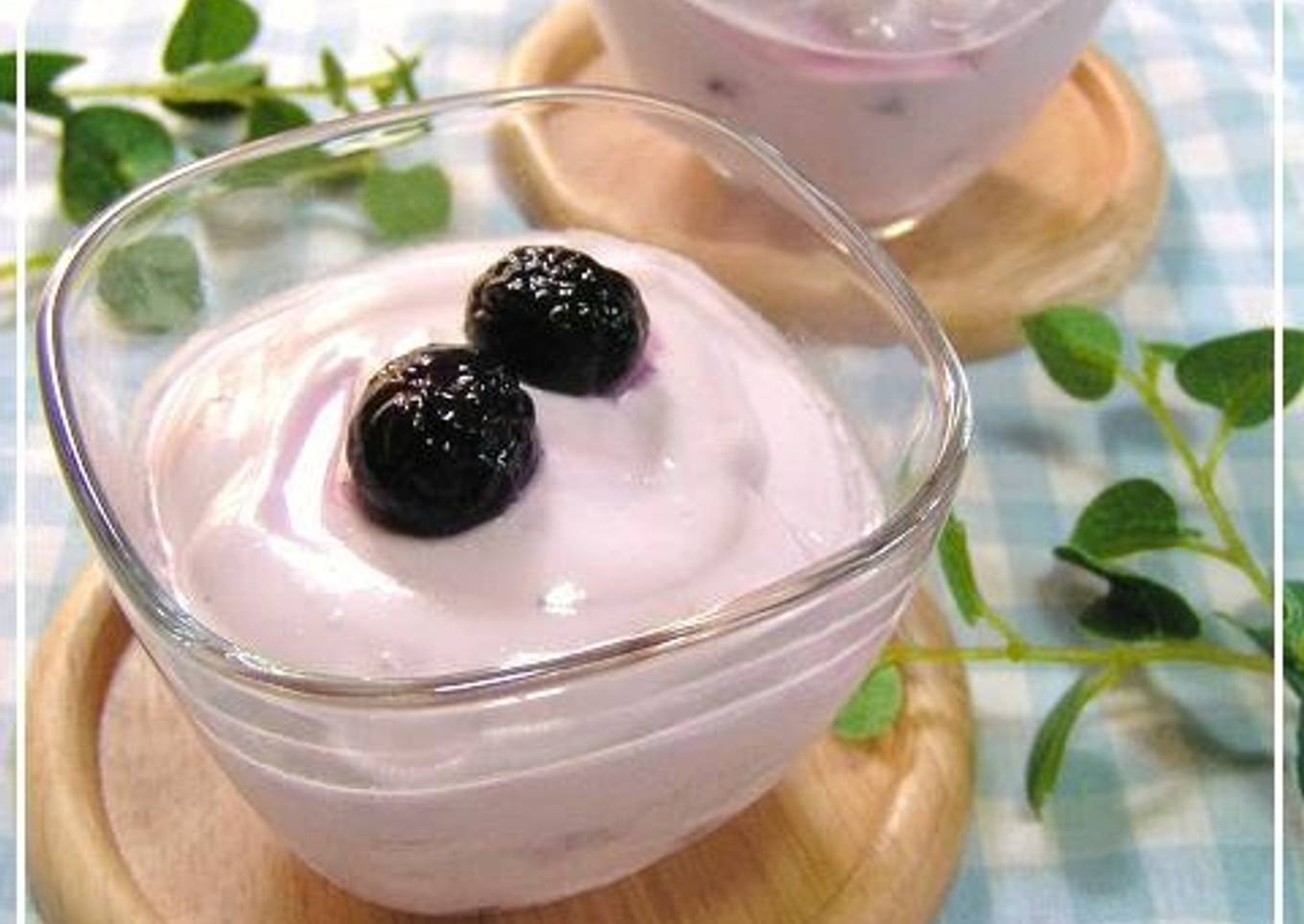 Fluffy Mousse Blueberry Yogurt