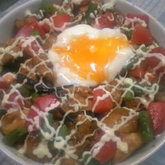 Soft-Poached Egg Yakitori Bowl A picture of Soft-Poached Egg Yakitori Bowl.