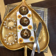 A picture of Hari bhari tikki.