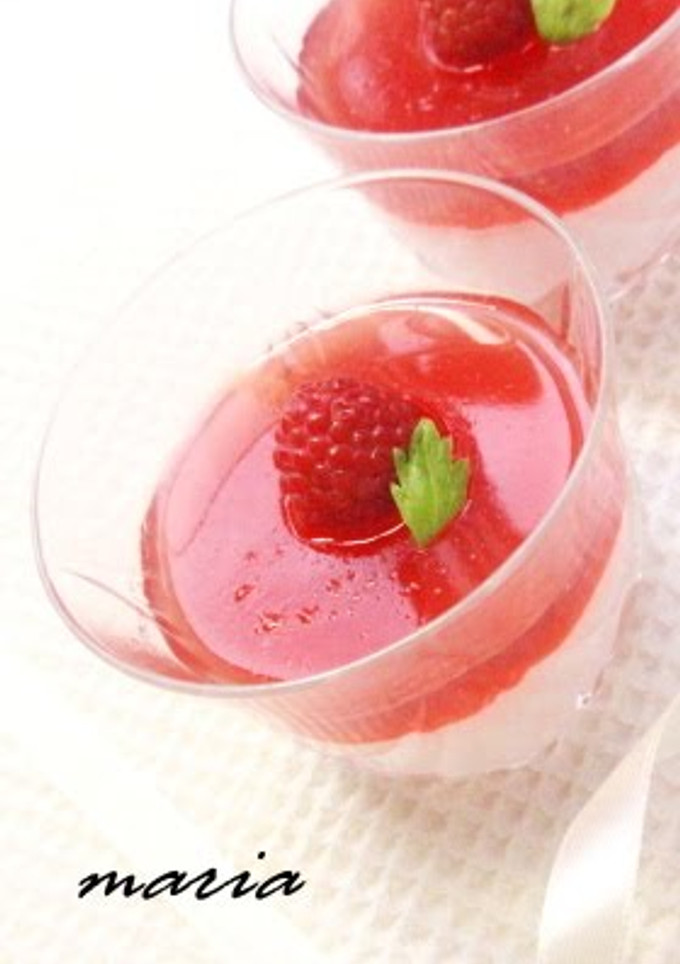 A picture of Raspberry Bavarois.