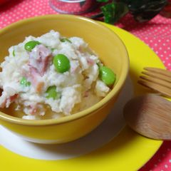 A picture of Edamame & Bacon Potato Salad.