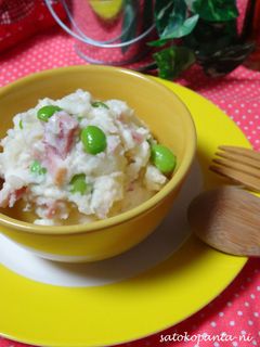 A picture of Edamame & Bacon Potato Salad.