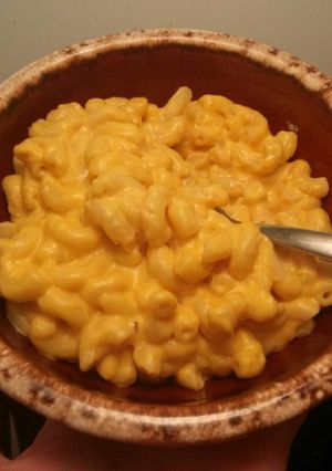 A picture of Mac And Cheese Crockpot.