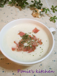 A picture of Superb Winter Melon and Bacon Potage Soup.