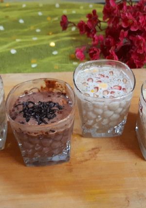 A picture of 4 Oats Chia Seeds Puddings.