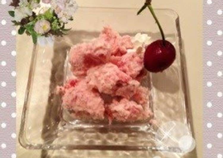 Simple Strawberry Ice Cream (with 3 Ingredients)