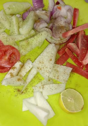A picture of Salad.