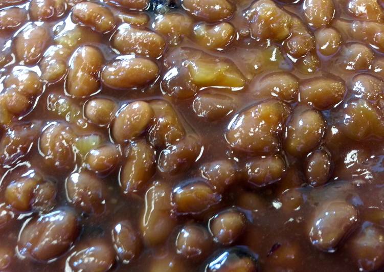 Wednesday Fresh Hawaiian BBQ Baked Beans