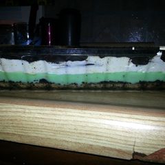 A picture of Nan's Grasshopper Pie.