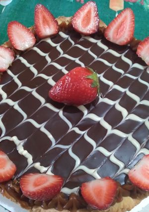 Una foto de Tarta cabsha con frutillas