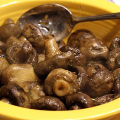 A picture of Crockpot Ranch Mushrooms.