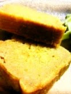 A picture of Kintoki Carrot and Cinnamon Pound Cake.