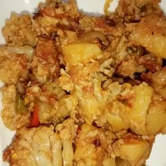 A picture of Aloo gobhi ki sabzi.