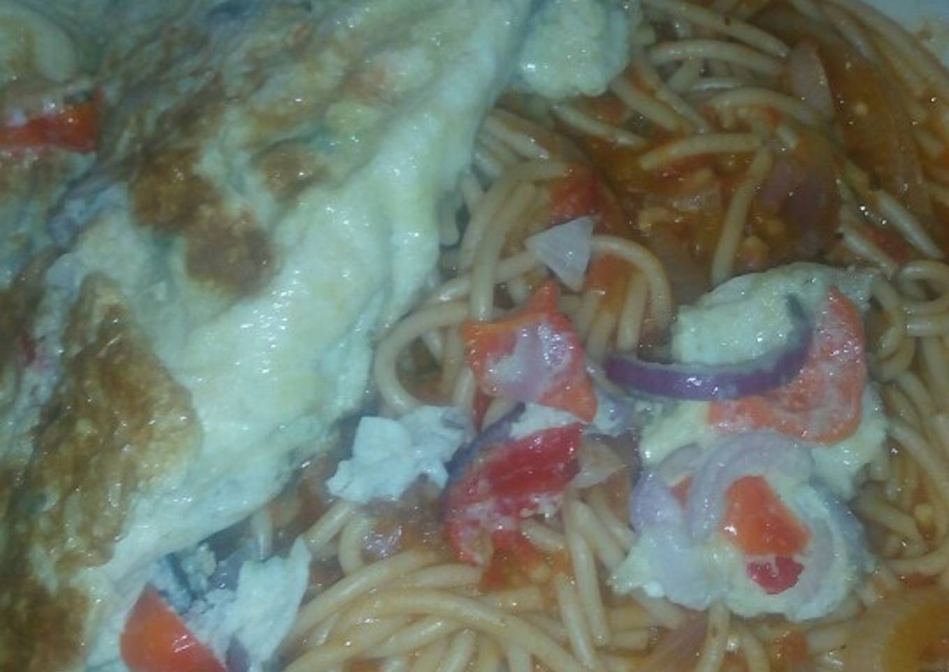 Pasta with fried egg