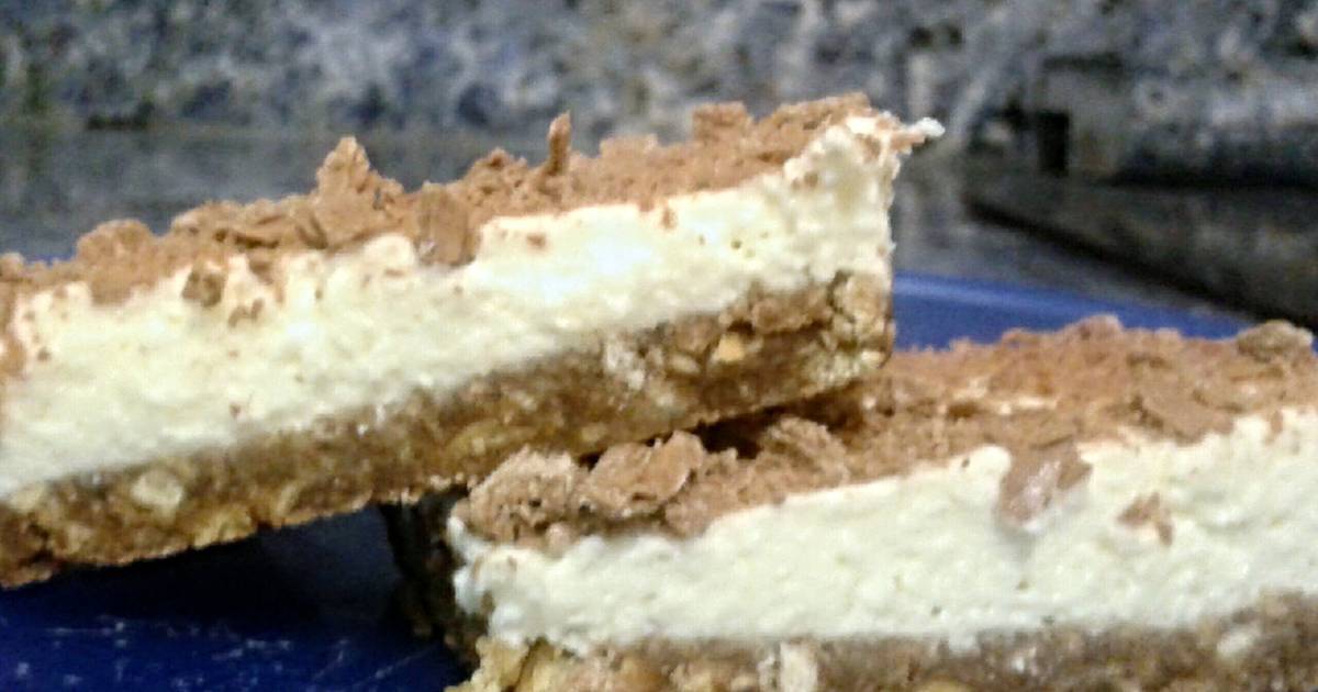 Cream cheese slice Recipe by kerry.palmer.718 Cookpad