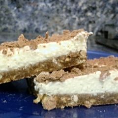 Cream cheese slice A picture of Cream cheese slice.