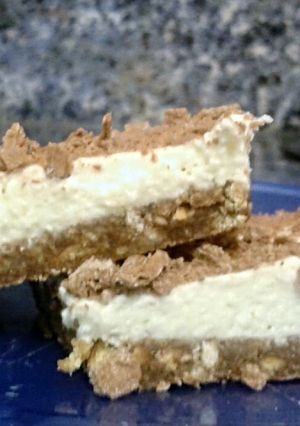 A picture of Cream cheese slice.