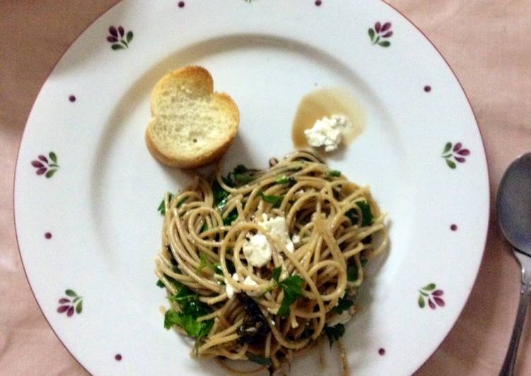 Recipe of Ultimate Pasta Aglio E Olio Twist