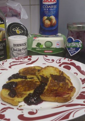 A picture of Je voudrais French Toast!.