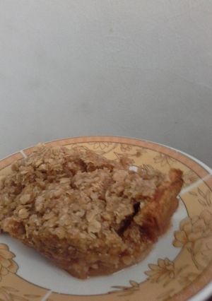 A picture of Apple Crisp with Pineaple.