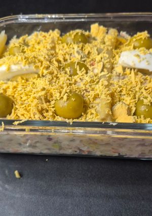 Una foto de Ensaladilla de pulpo y berberechos