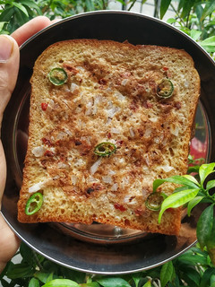 A picture of Masala French Toast.