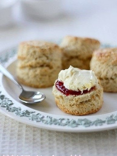 A picture of Basic Scones.