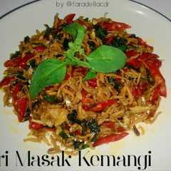 Teri Masak Kemangi রেসিপির প্রধান ছবি