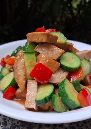 最受歡迎的便當菜料理-沙茶炒素雞丁 的食譜成品照片