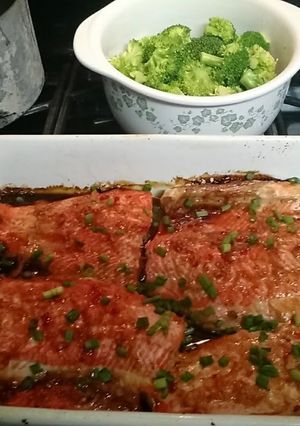 A picture of Sweet chili salmon.